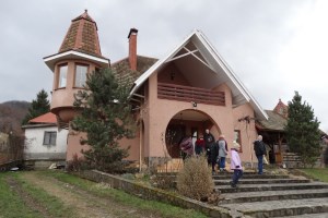 Дегустація домашніх вин в садибі родини Поличок, Виноградів